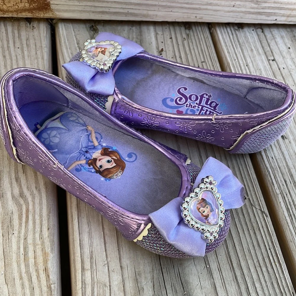 Disney- Sophia the First Dress Up Shoes Size 7/8